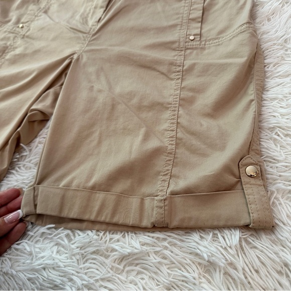 Chico’s 1P Petite Bermuda Shorts Khaki Tan Utility Style Mid-Rise - Picture 4 of 11